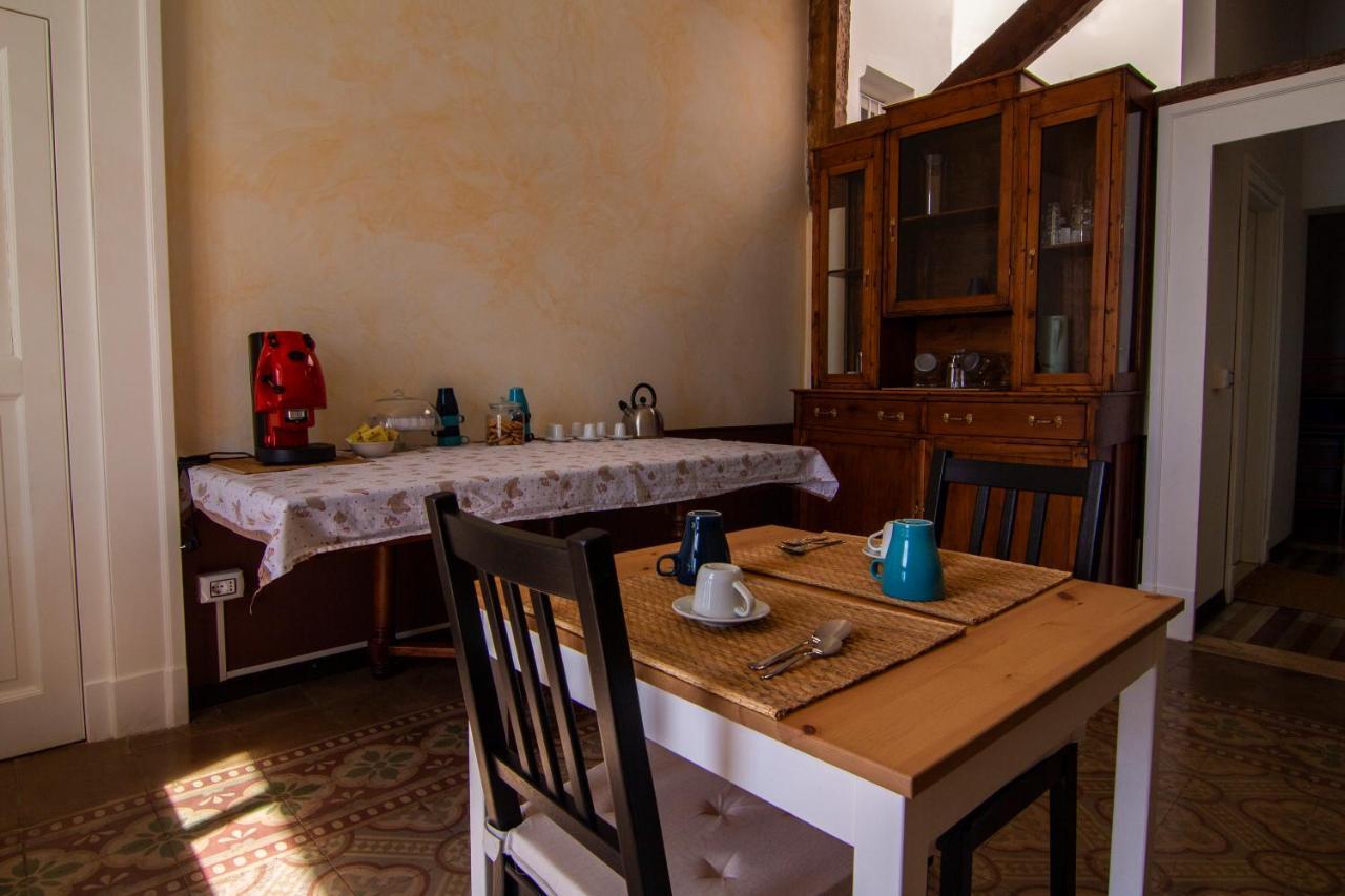 B&B Le Finestre Sul Mare Taranto Ngoại thất bức ảnh