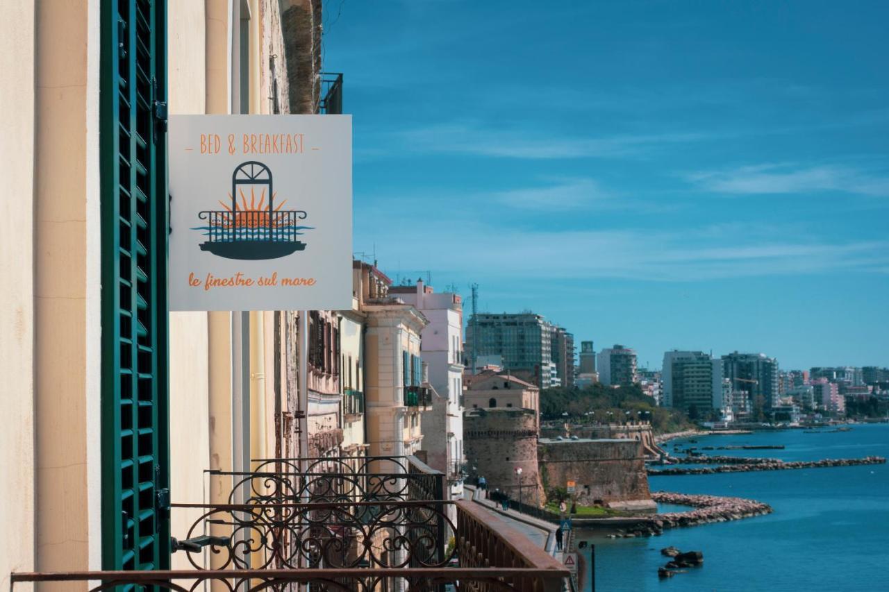B&B Le Finestre Sul Mare Taranto Ngoại thất bức ảnh