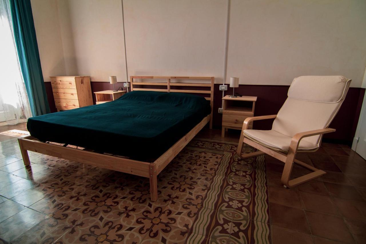 B&B Le Finestre Sul Mare Taranto Ngoại thất bức ảnh